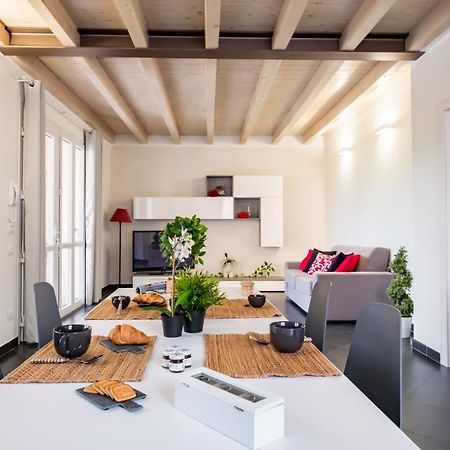 Residenza Gelsomino Appartement Desenzano del Garda Buitenkant foto