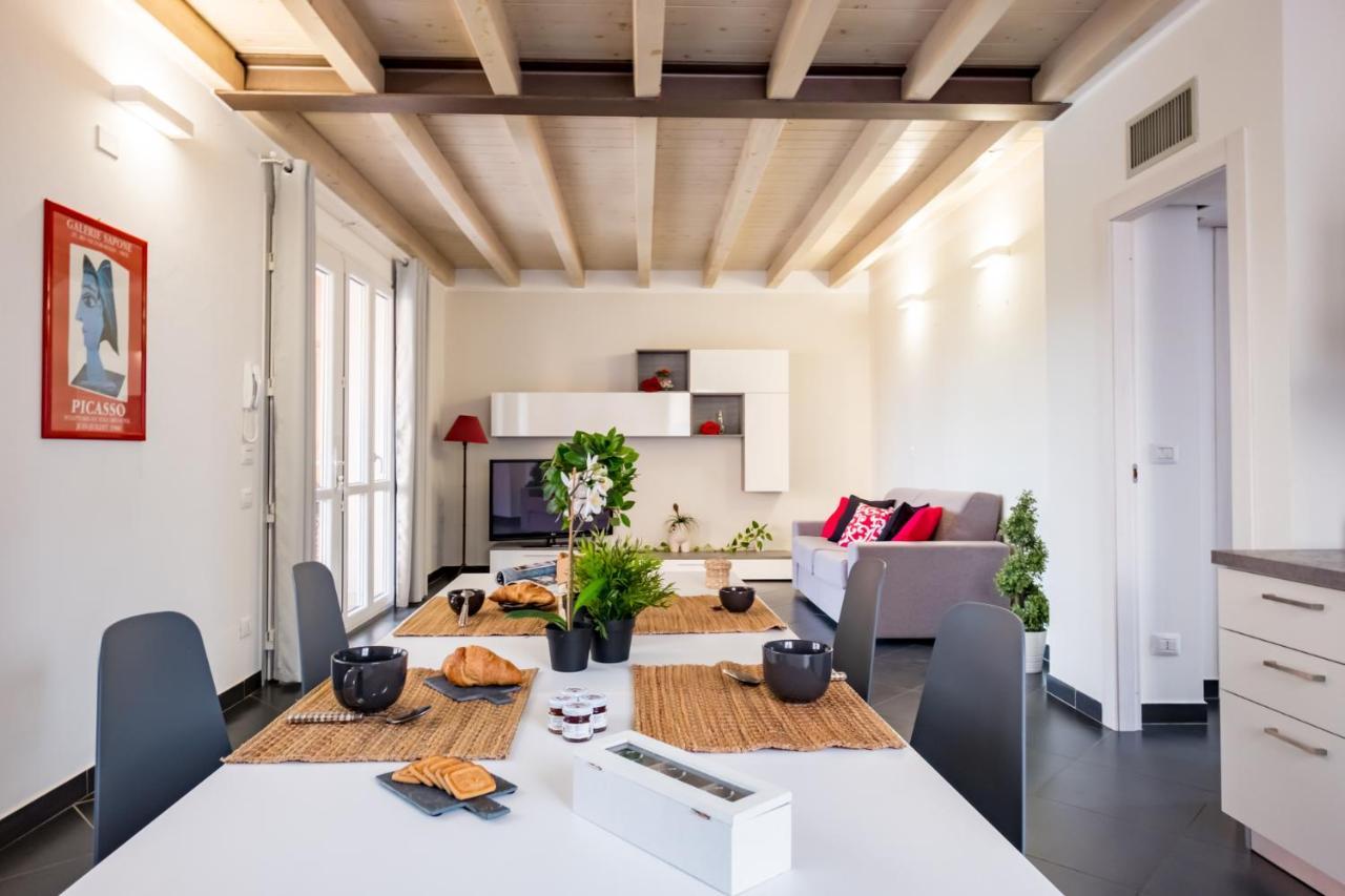 Residenza Gelsomino Appartement Desenzano del Garda Buitenkant foto