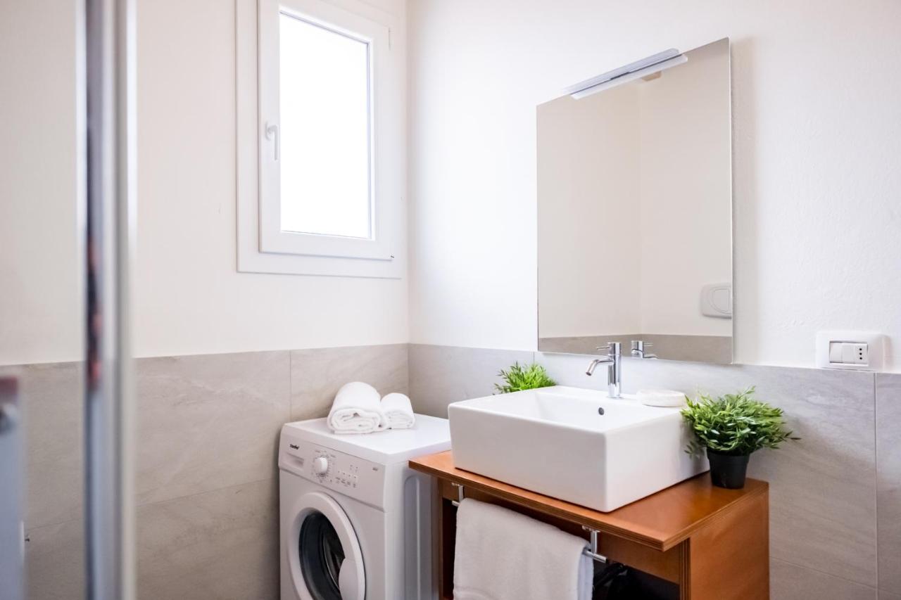 Residenza Gelsomino Appartement Desenzano del Garda Buitenkant foto